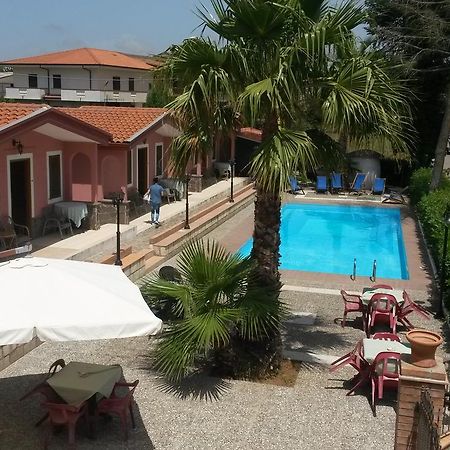 Hotel La Pineta Joppolo Exterior photo